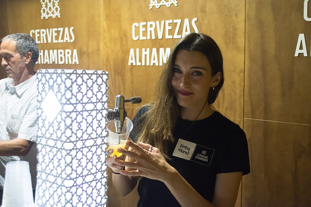 CERVEZAS ALHAMBRA, la cerveza de Granada – Loopulo