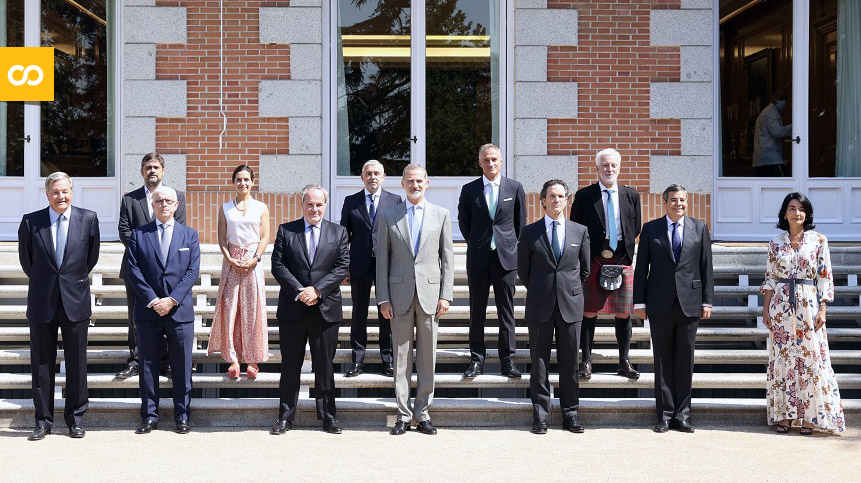 S.M. el Rey Don Felipe VI recibe a Cerveceros de España con motivo del centenario de la asociación - Loopulo